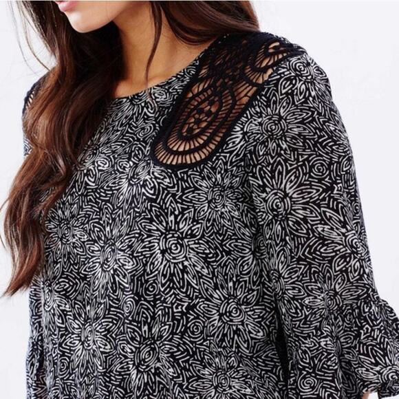 NWT Volcom Stone Row Whiskey Mountain Dress Black & White Ruffle Mini Size Small - Picture 2 of 11